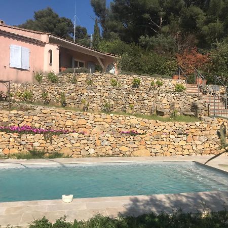 Hauteurs De Toulon : Charmant Studio Piscine Екстериор снимка